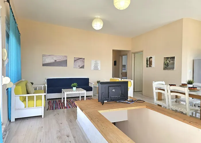 Sea View Penthouse 090 *